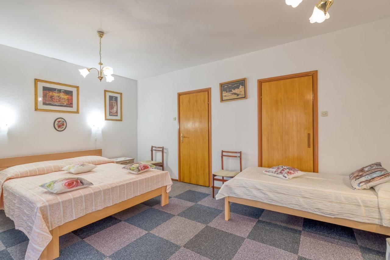 Apartment Complex Nevia Poreč Eksteriør billede