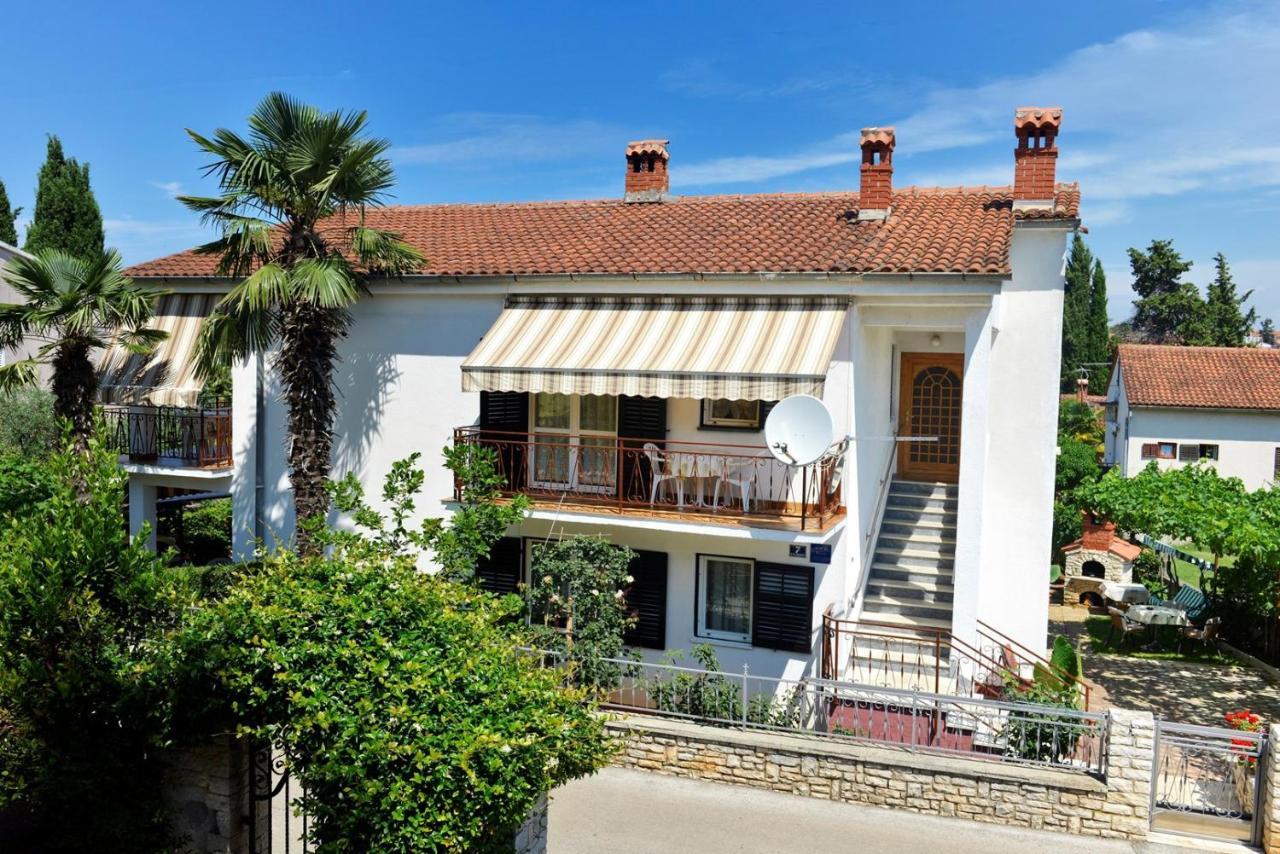 Apartment Complex Nevia Poreč Eksteriør billede